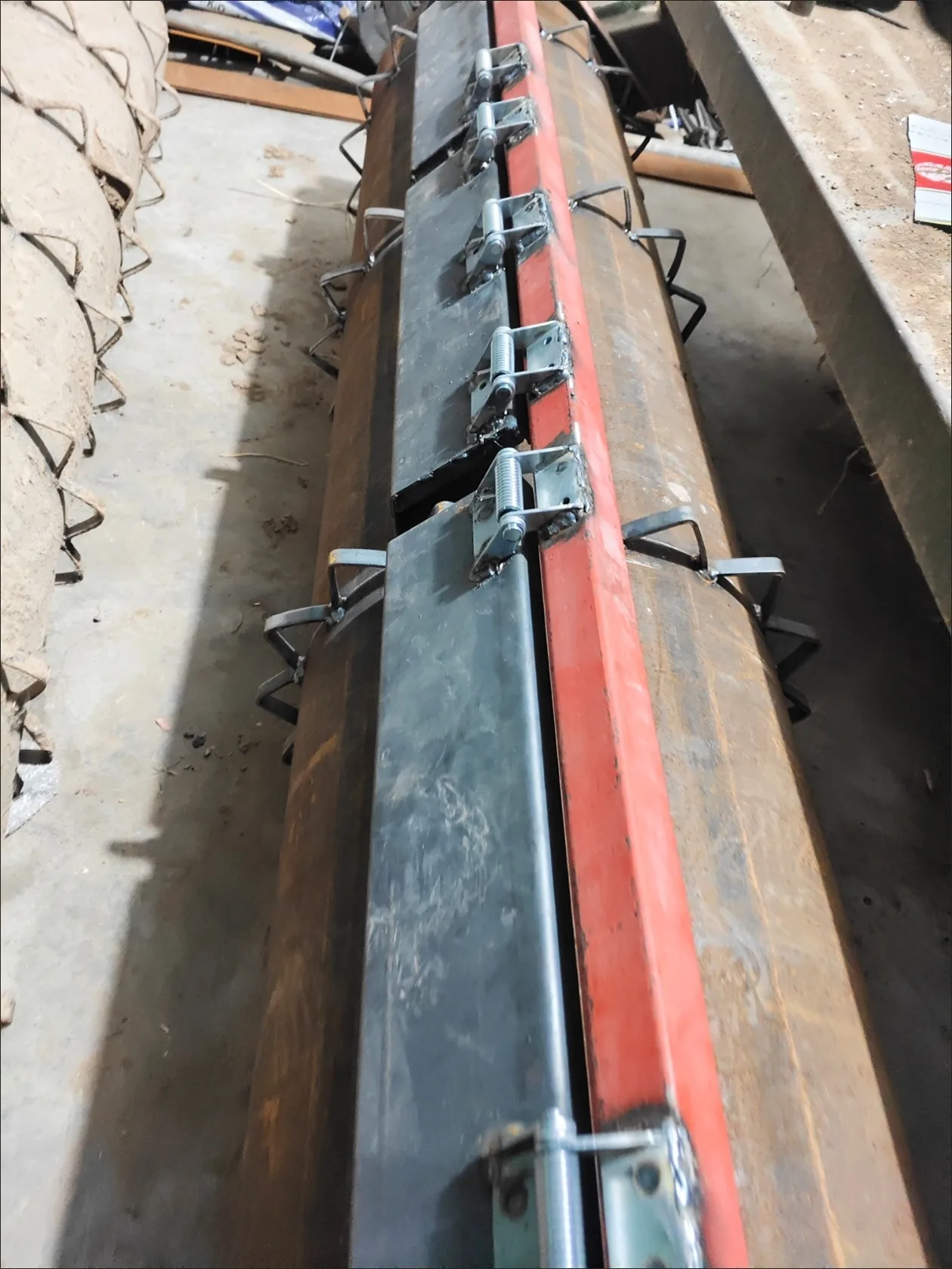 Applications of Weld-on Hinges